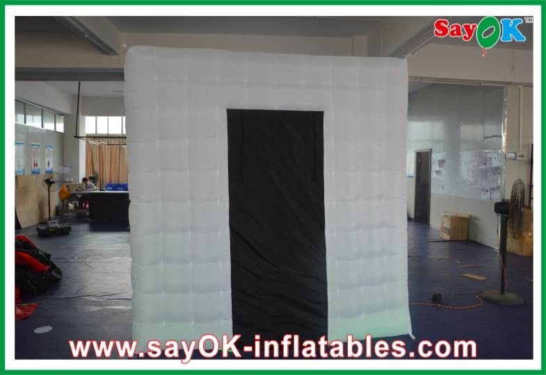 Wedding Photo Booth Hire One Door Inflatable Photo Booth 2.5 X 2.5 X 2.5m Lighting For Studio