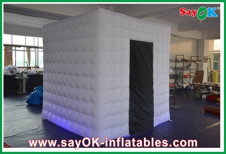 Wedding Photo Booth Hire One Door Inflatable Photo Booth 2.5 X 2.5 X 2.5m Lighting For Studio